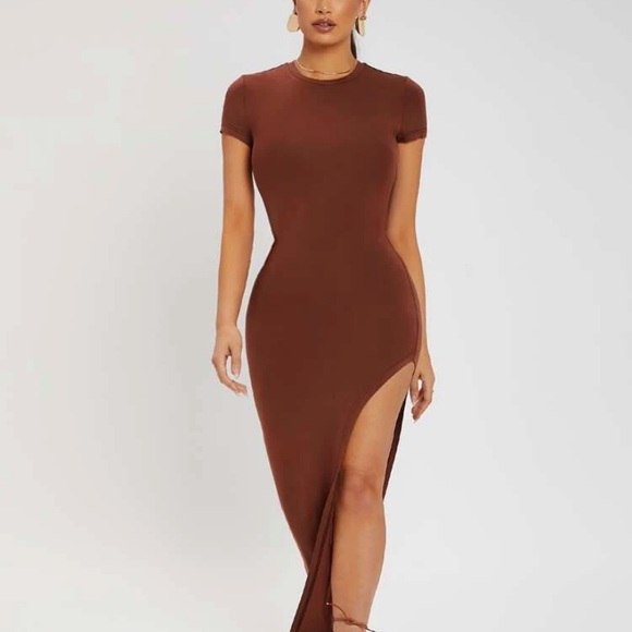 Brown Solid Split Thigh Bodycon Dress - Picture 4 of 7